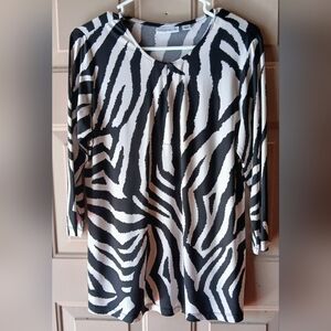 Susan Graver Black and White Zebra Long Sleeve Top